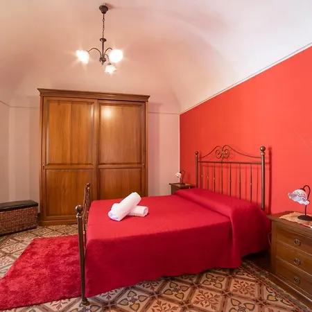Il Baluardo A Pochi Passi Dal Porto * Trapani